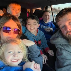 Meet your Posher, Arielle